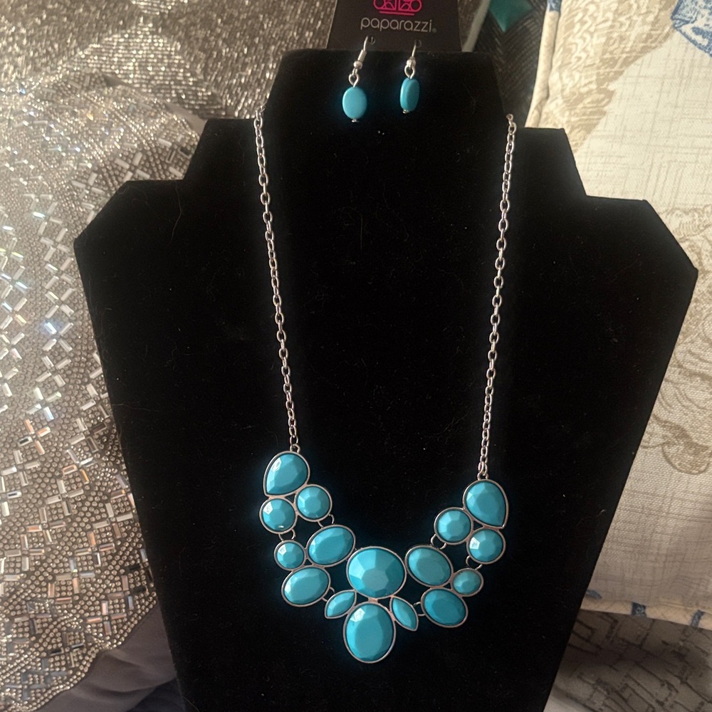 Paparazzi Blue Statement Necklace and Earrings
3 sets for $20